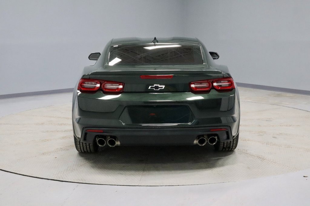 Used 2020 Chevrolet Camaro LT w/ Technology Package image 9