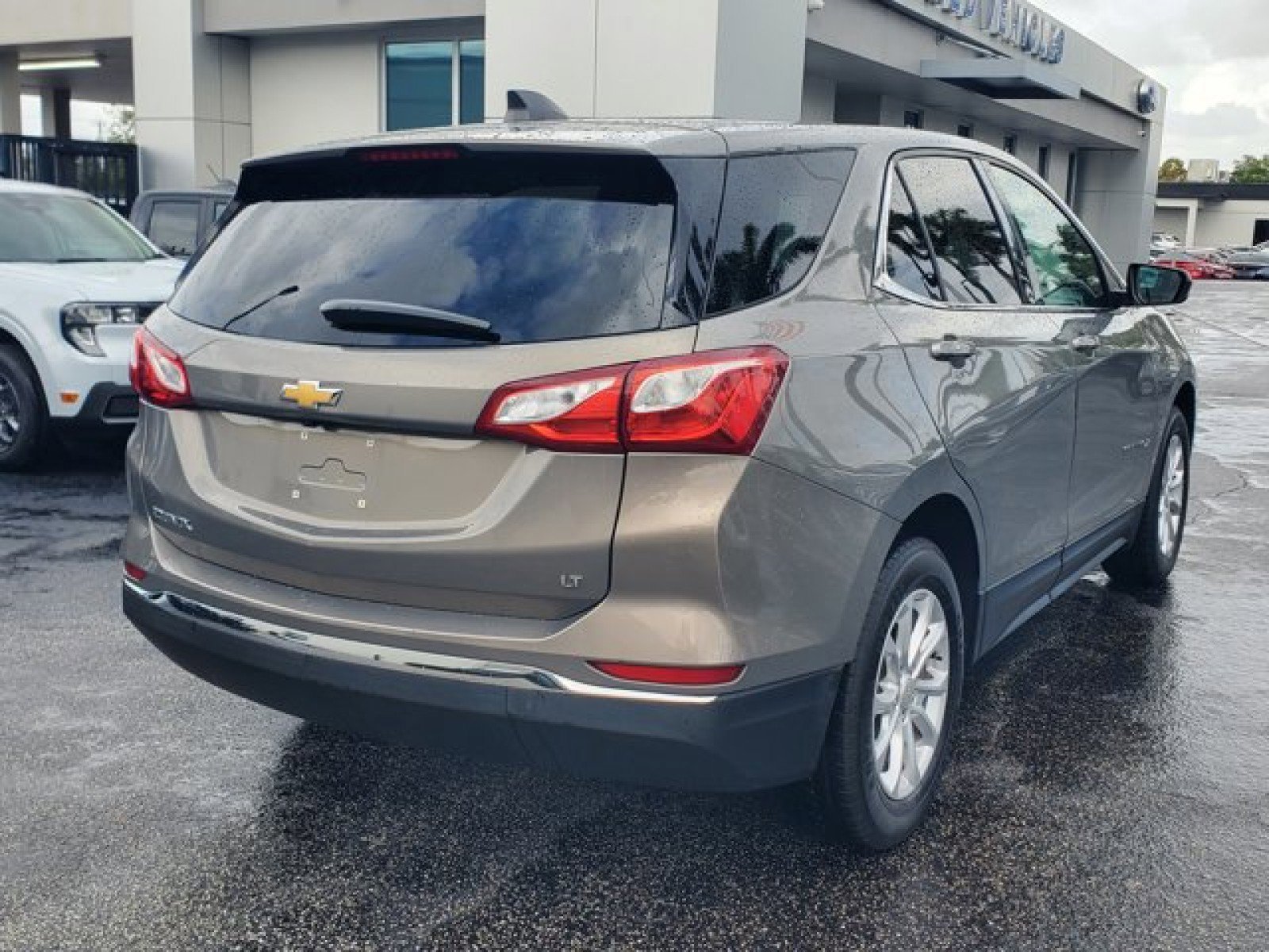 Used 2019 Chevrolet Equinox LT image 4