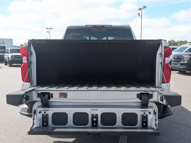 Used 2022 Chevrolet Silverado 1500 ZR2 w/ Technology Package AWD/4WD image 26