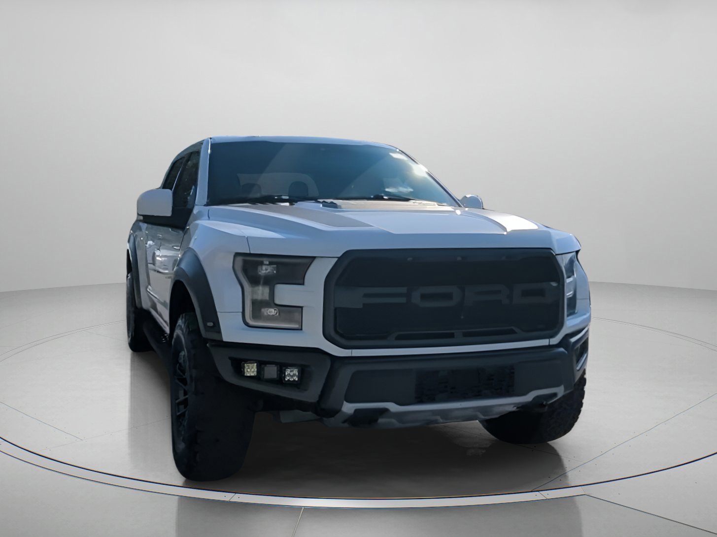 Certified 2019 Ford F150 Raptor w/ Equipment Group 802A Luxury image 29