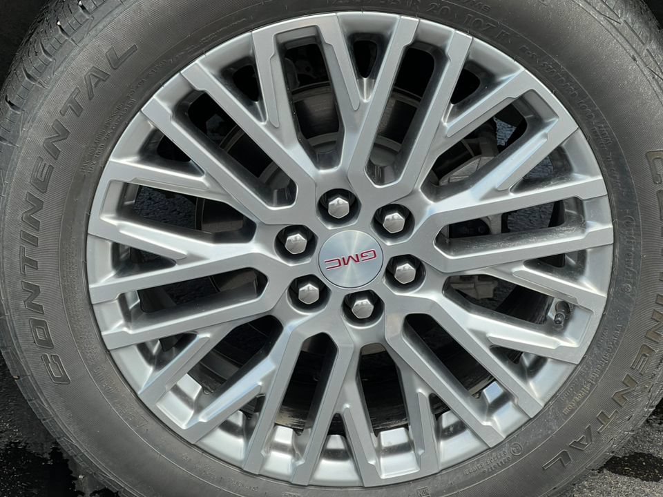 Used 2024 GMC Acadia Denali w/ LPO, Floor Liner Package AWD/4WD image 7