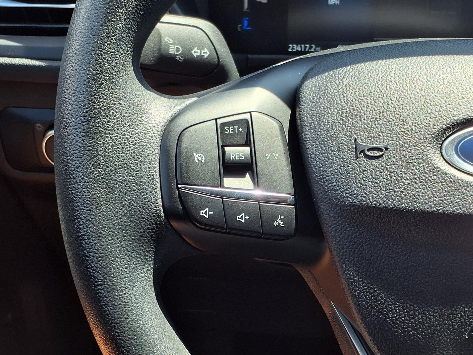 Certified 2025 Ford Escape Active AWD/4WD image 22