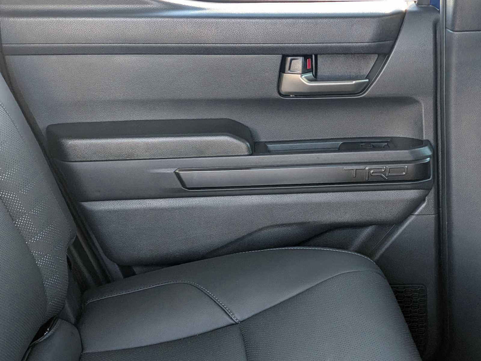 Used 2025 Toyota Tacoma TRD Sport w/ TRD Sport Premium Package image 25