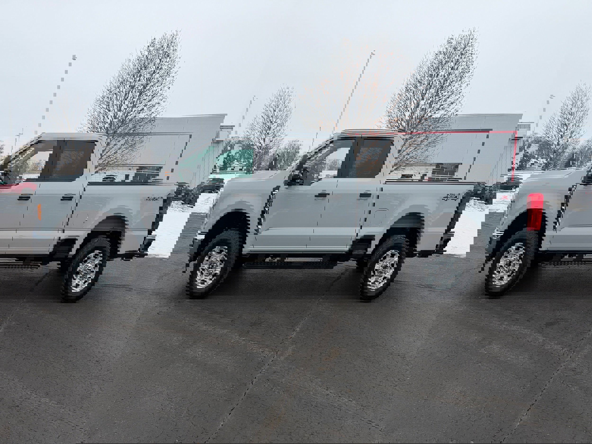 Certified 2025 Ford F250 XLT w/ Snow Plow Prep Package image 6