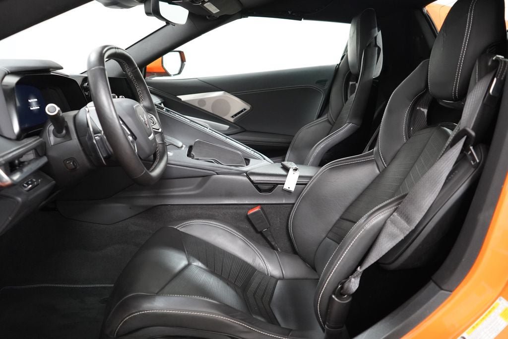 Used 2024 Chevrolet Corvette Stingray Preferred Conv w/ 2LT RWD image 21