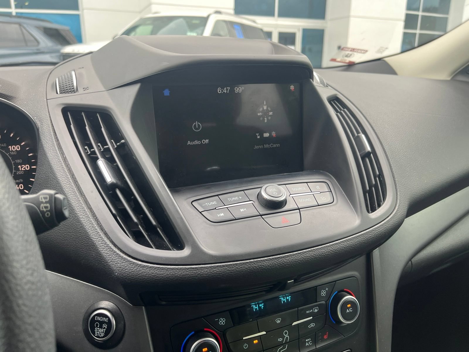 Certified 2019 Ford Escape SE FWD image 6