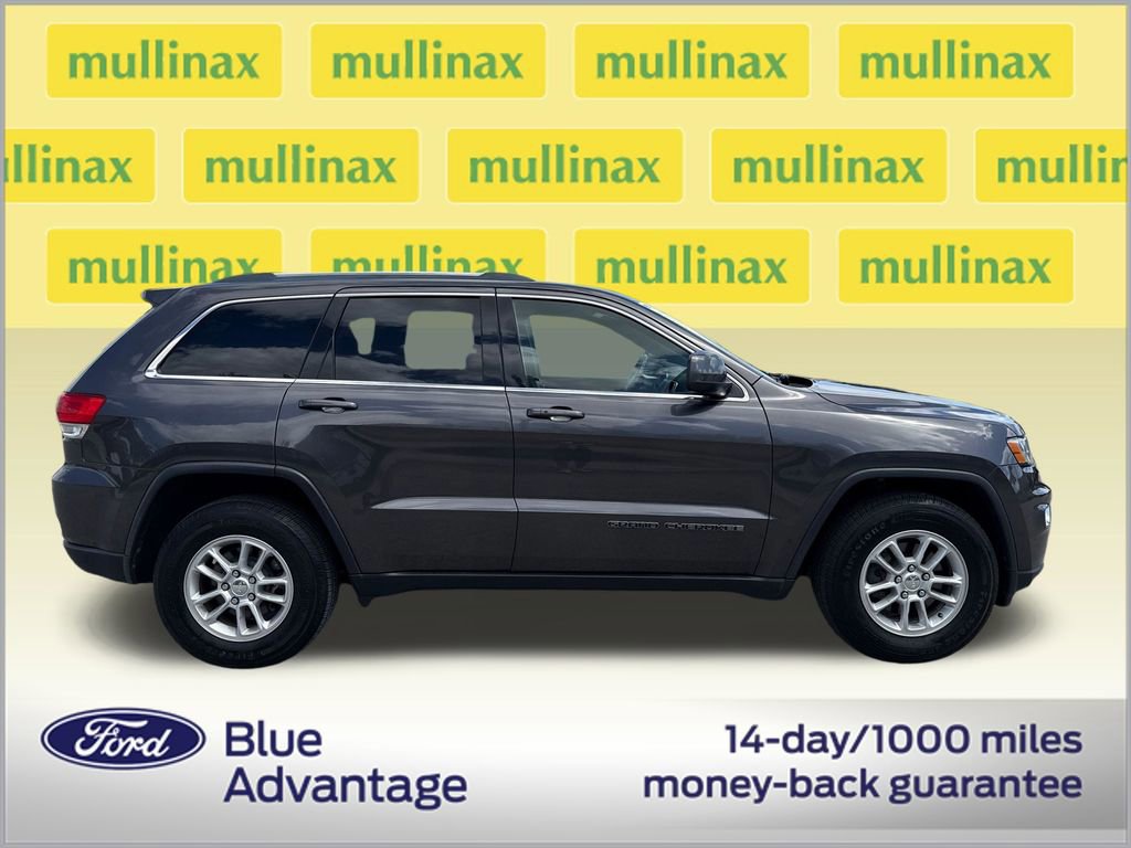 Used 2018 Jeep Grand Cherokee Laredo image 2