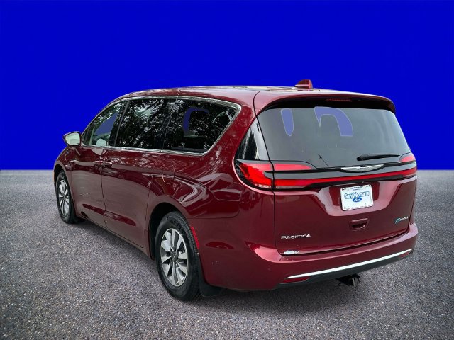 Used 2022 Chrysler Pacifica Touring-L FWD image 5