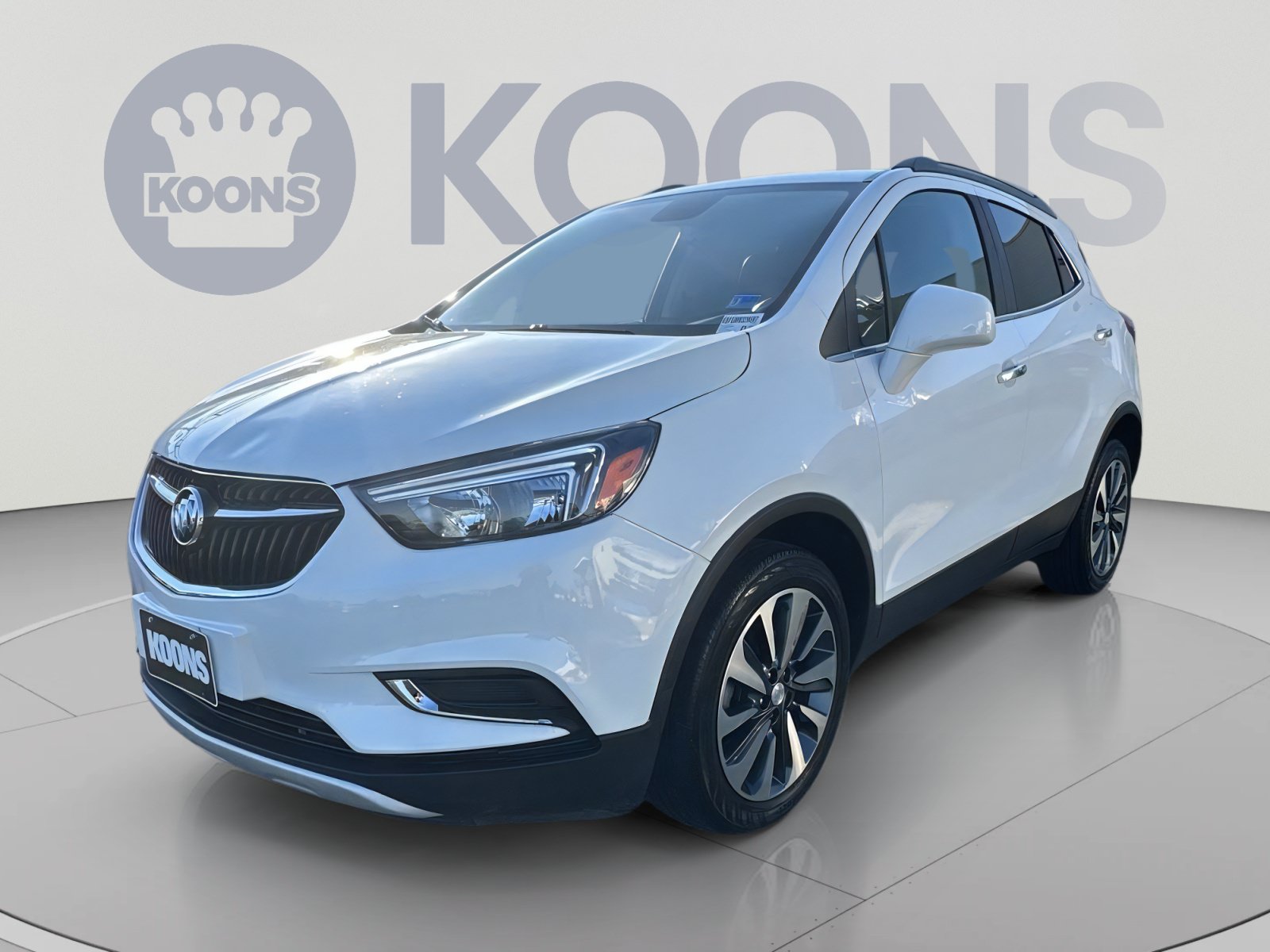 Used 2021 Buick Encore Preferred w/ Safety Package FWD image 1