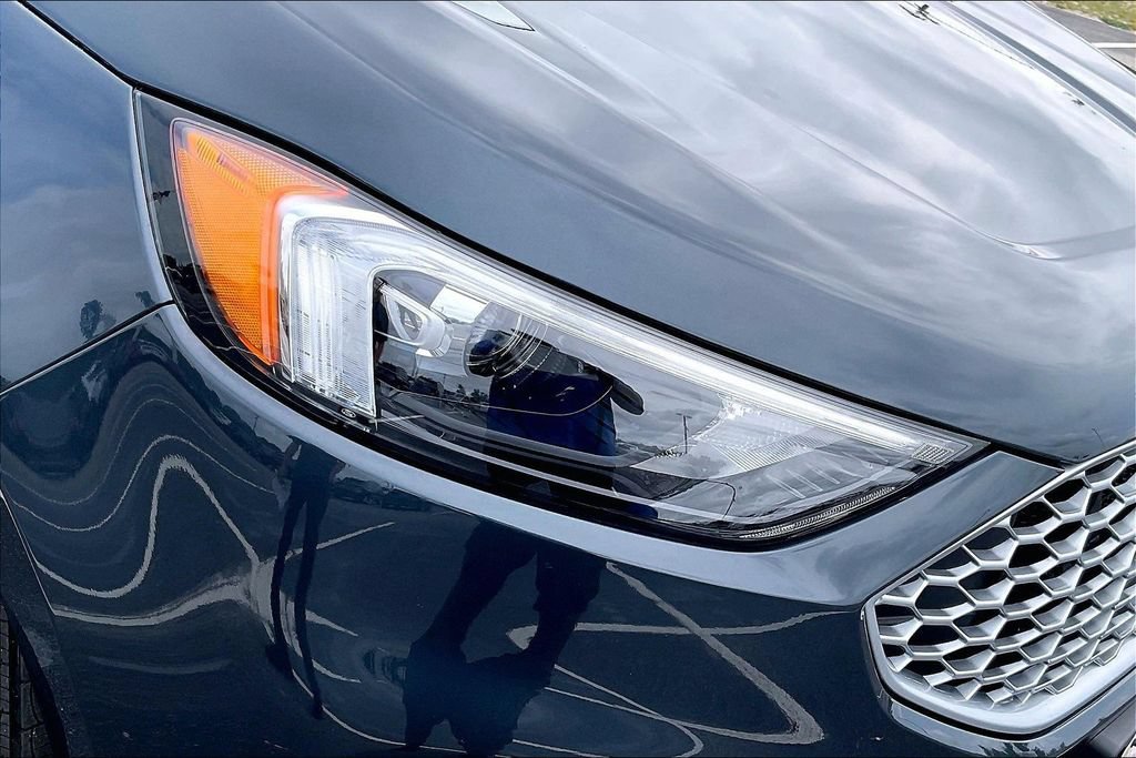 Certified 2024 Ford Edge SEL w/ Convenience Package AWD/4WD image 29