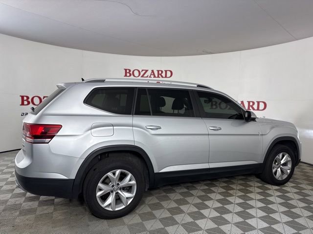 Used 2019 Volkswagen Atlas SE w/ Towing Package image 9