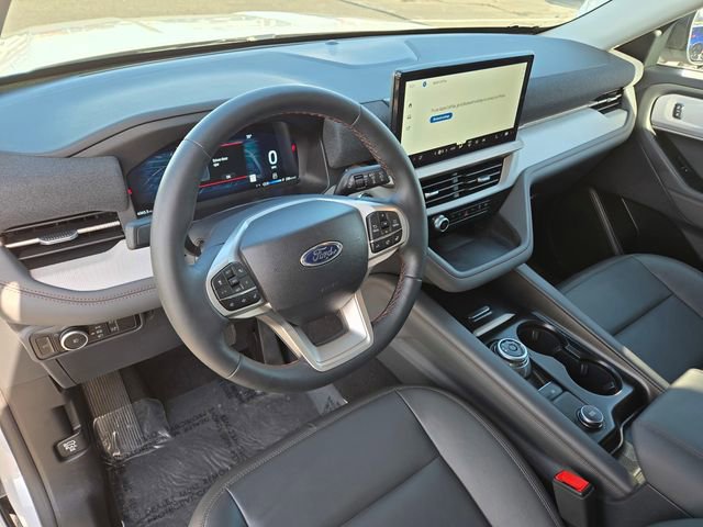 Certified 2025 Ford Explorer Active w/ Active Comfort Package AWD/4WD image 13