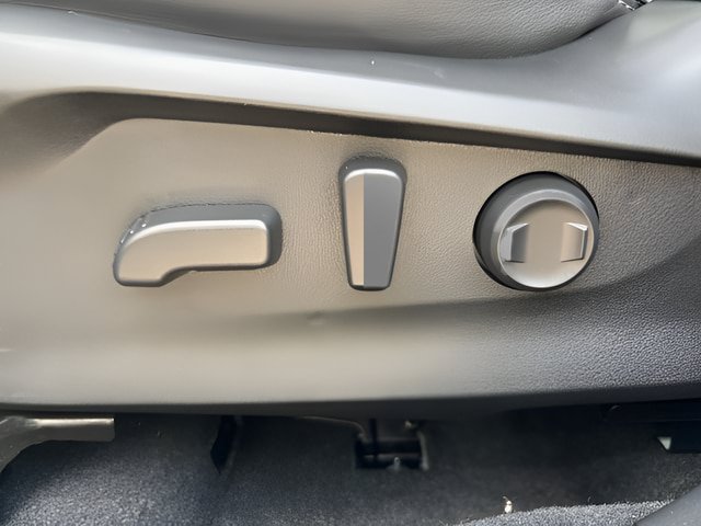 Used 2024 Subaru Forester Limited AWD/4WD image 13