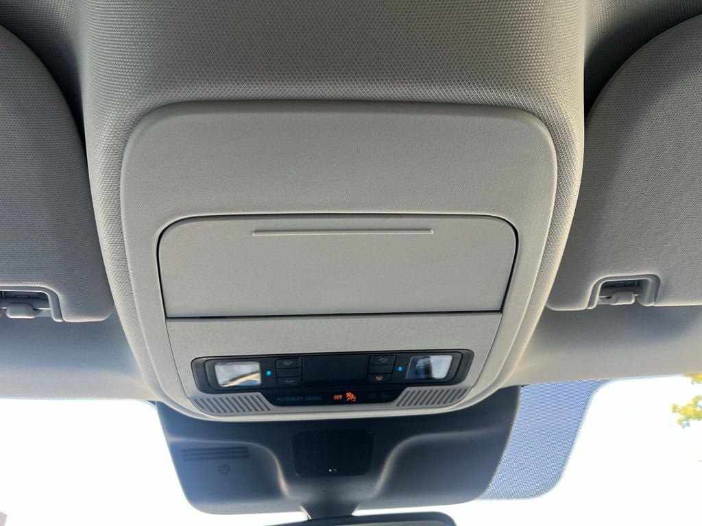 Certified 2025 Ford Expedition Active AWD/4WD image 37