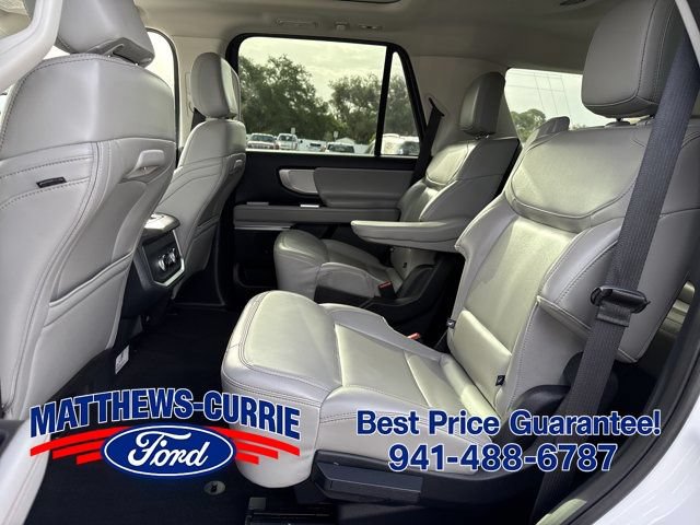 Certified 2025 Ford Expedition Active AWD/4WD image 12