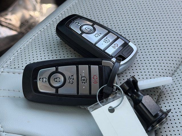 Certified 2025 Ford Mustang Mach-E Premium AWD/4WD image 36
