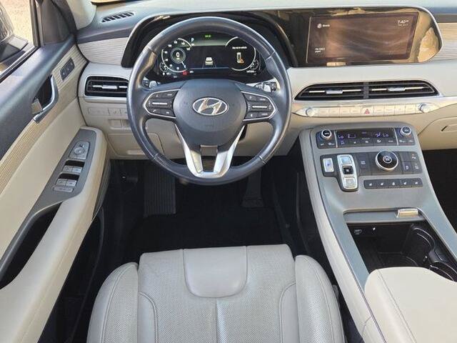 Used 2022 Hyundai Palisade Limited w/ Cargo Package FWD image 7