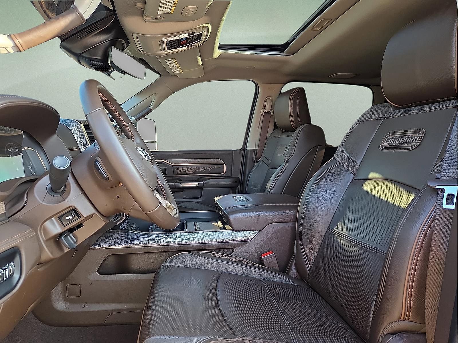 Used 2025 RAM 2500 Limited image 14