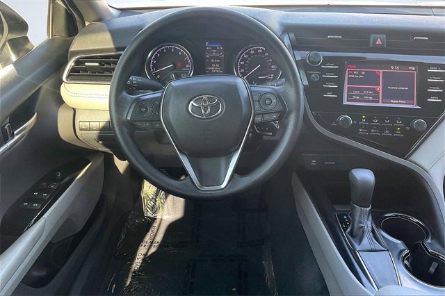 Used 2019 Toyota Camry LE image 7