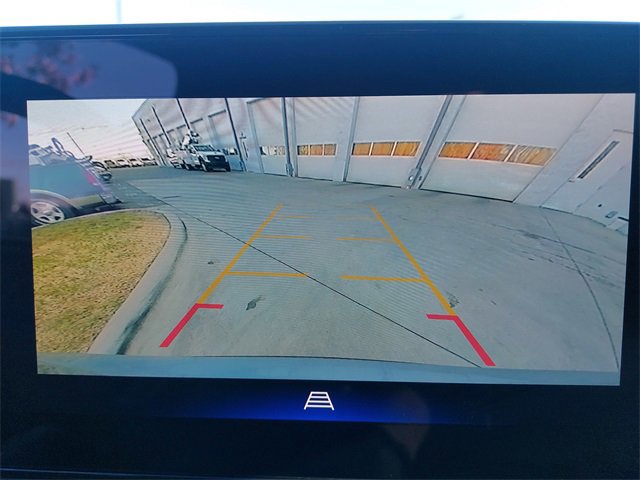 Used 2025 Chevrolet Trax ACTIV w/ Sunroof Package image 24