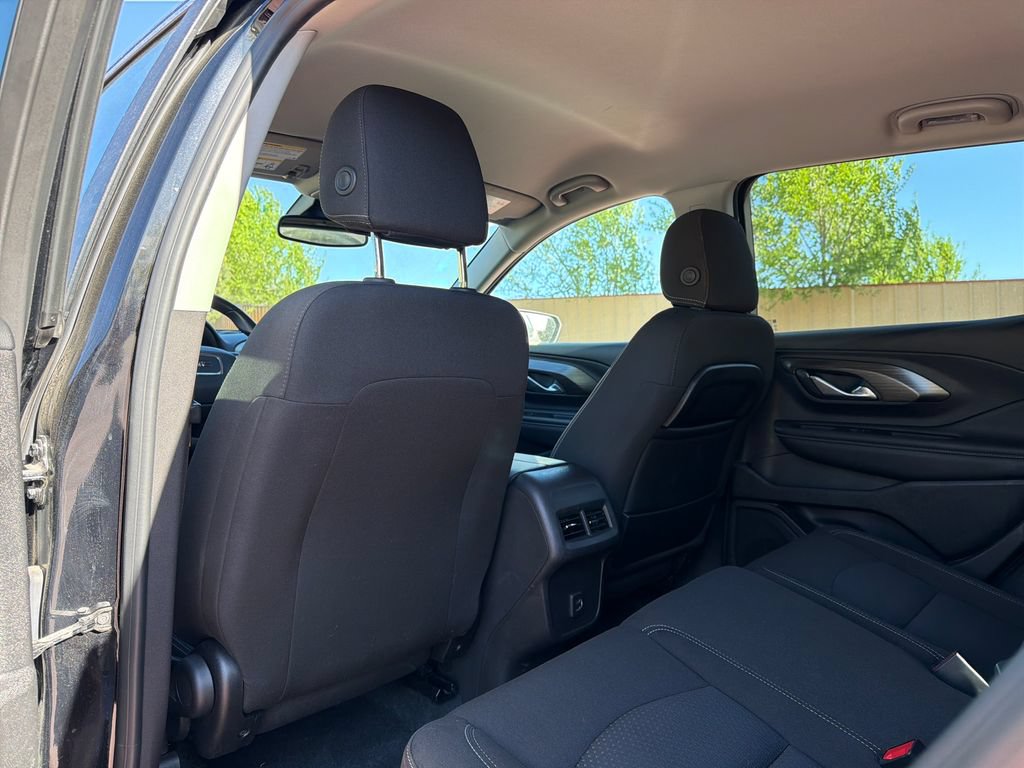 Used 2024 GMC Terrain SLE AWD/4WD image 23