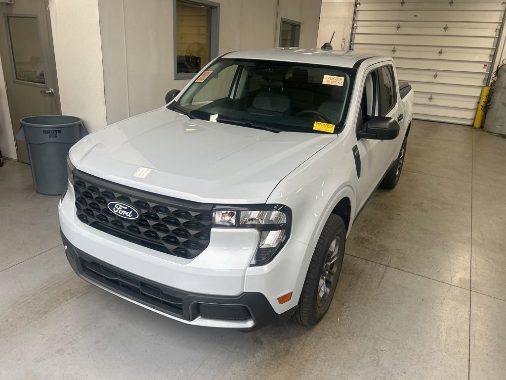 Certified 2025 Ford Maverick XLT w/ Equipment Group 302A AWD/4WD image 2