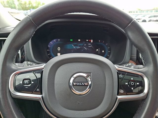 Used 2023 Volvo XC60 B6 Ultimate w/ Protection Package Premier AWD/4WD image 19