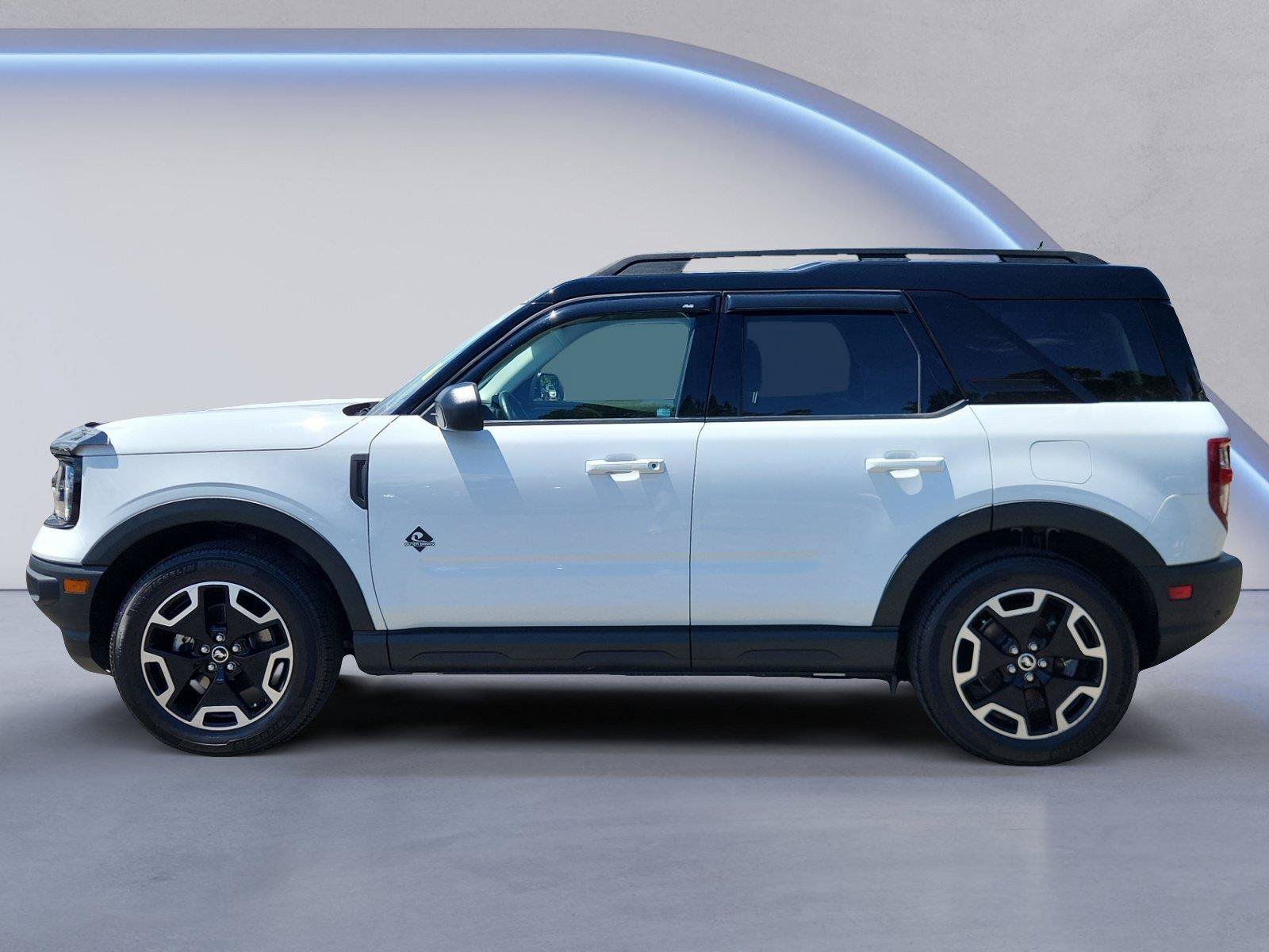 Certified 2021 Ford Bronco Sport Outer Banks AWD/4WD image 6