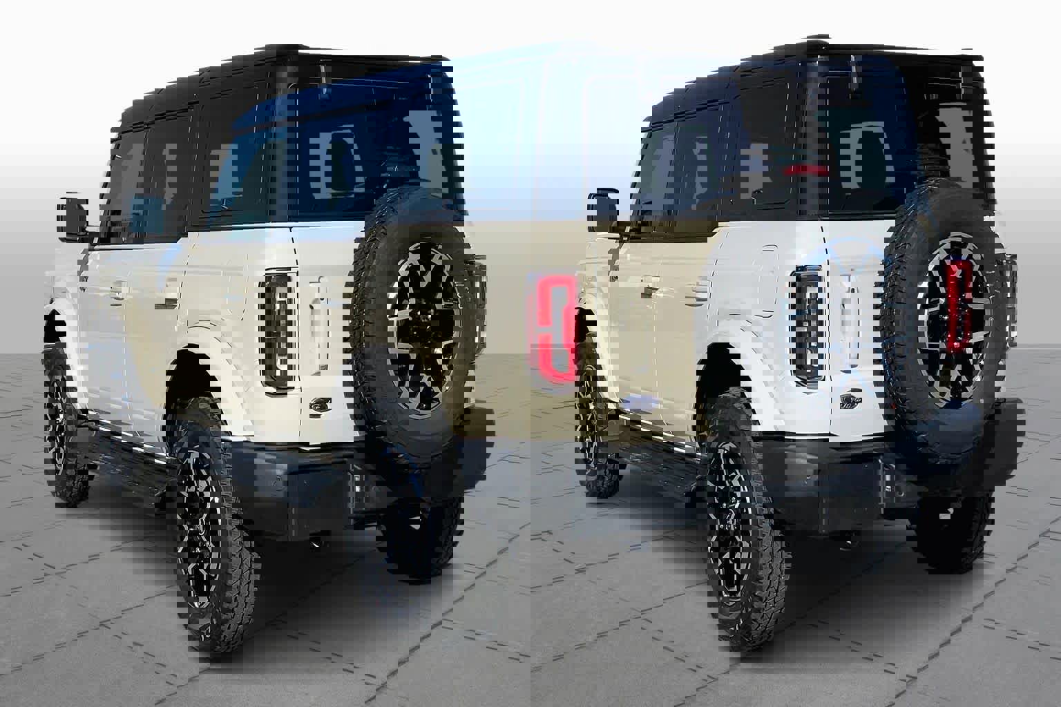 Certified 2025 Ford Bronco Outer Banks image 4