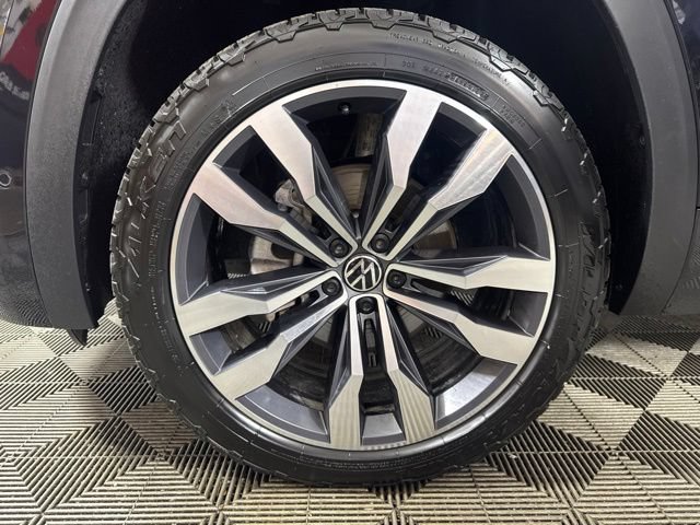 Used 2023 Volkswagen Atlas SEL Premium AWD/4WD image 10
