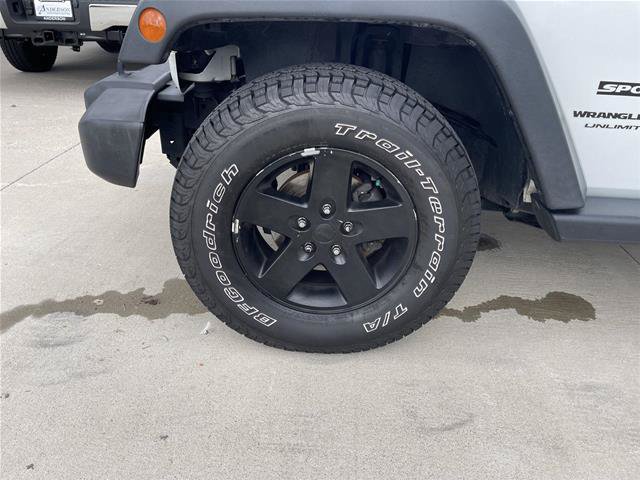 Used 2018 Jeep Wrangler Unlimited Sport S AWD/4WD image 10