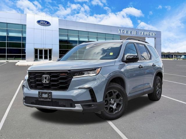 Used 2024 Honda Pilot TrailSport image 6