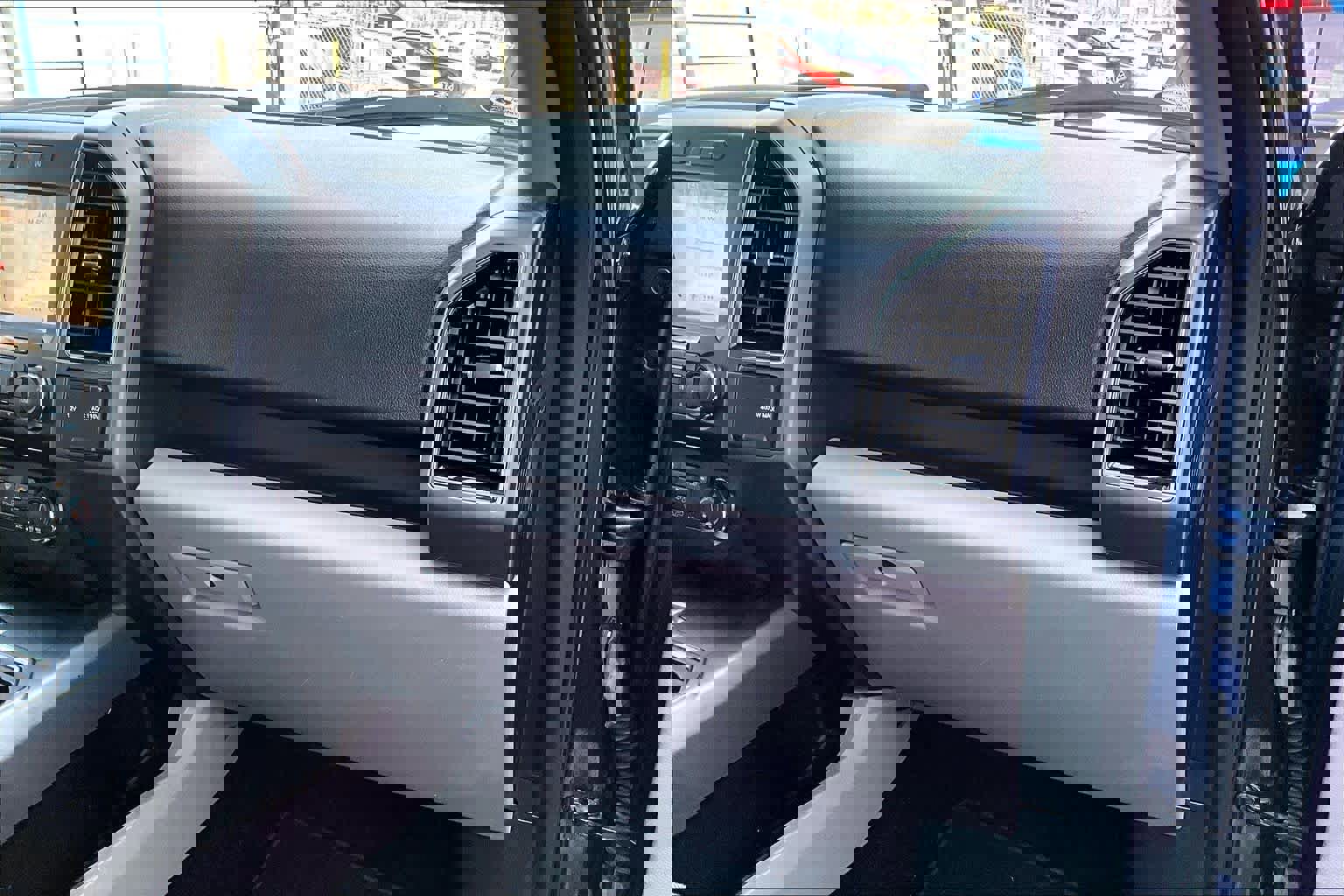 Certified 2018 Ford F150 XLT w/ Equipment Group 302A Luxury image 20