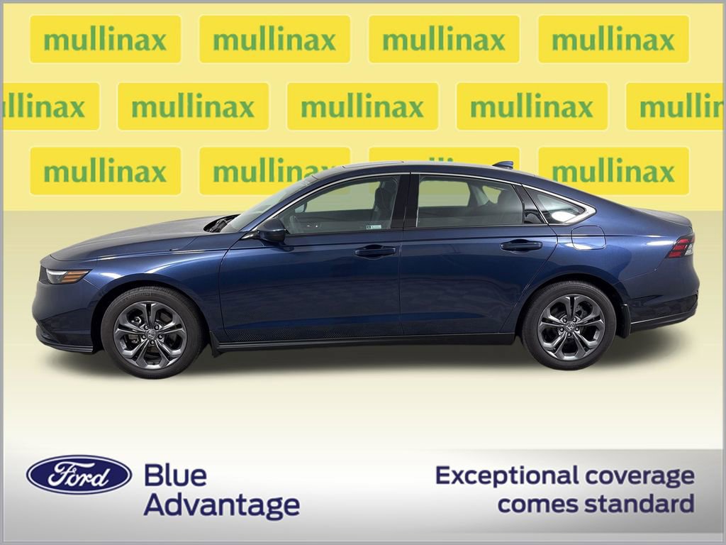 Used 2023 Honda Accord EX image 2