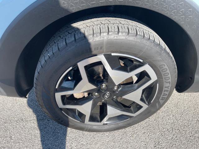 Used 2022 Hyundai Santa Cruz Limited image 7