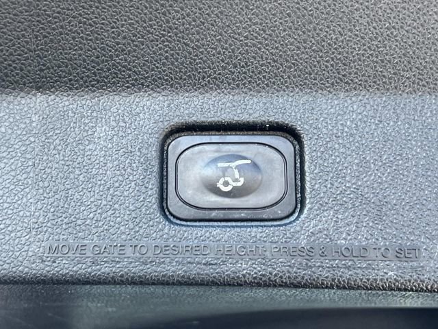 Certified 2018 Ford Explorer XLT w/ Equipment Group 202A image 12