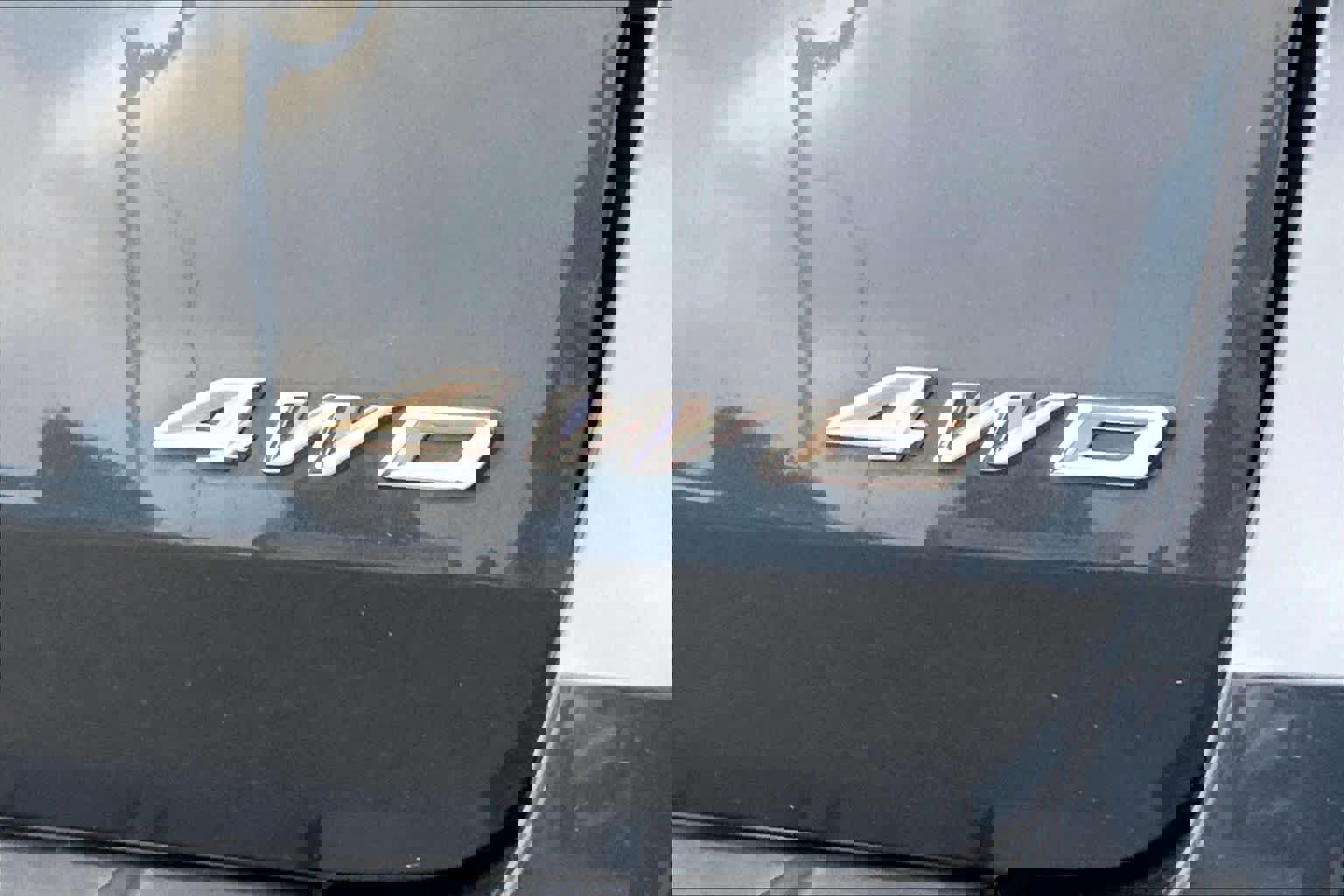 Certified 2022 Ford Explorer XLT w/ Equipment Group 202A image 11