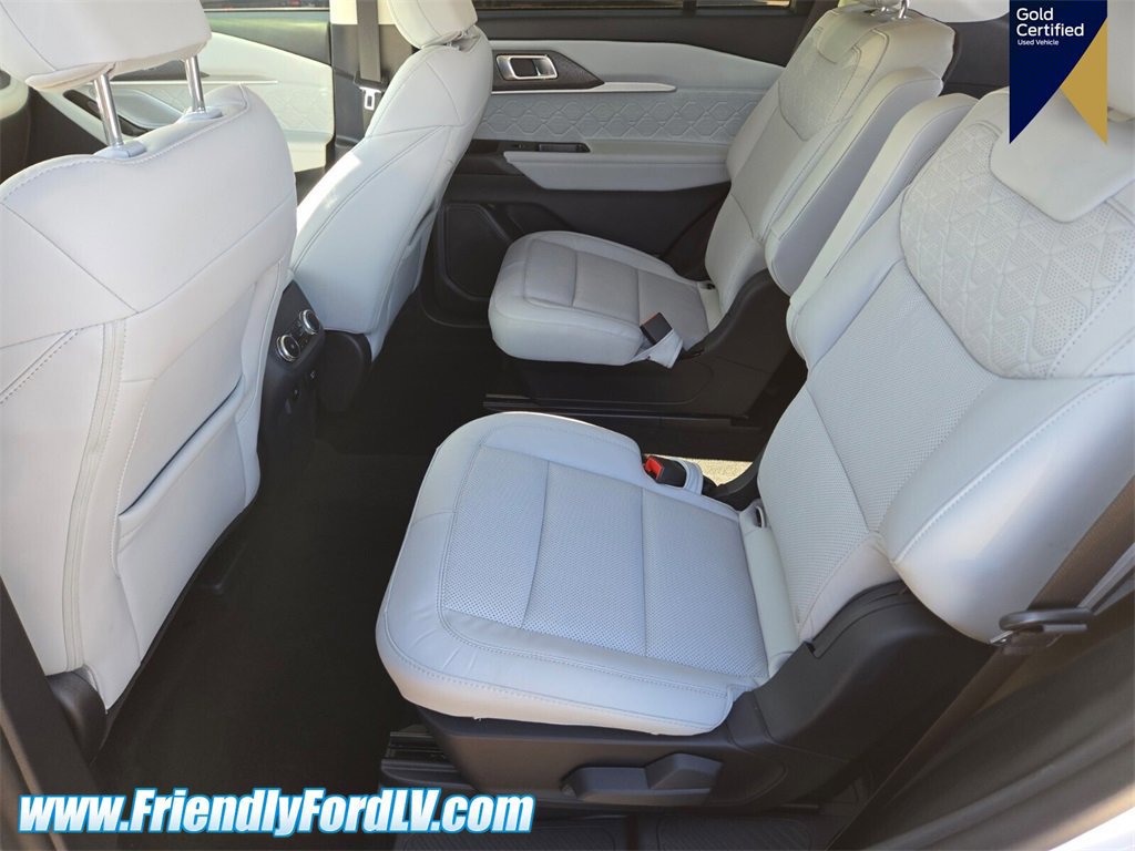 Certified 2025 Ford Explorer Platinum w/ Ultimate Package image 10