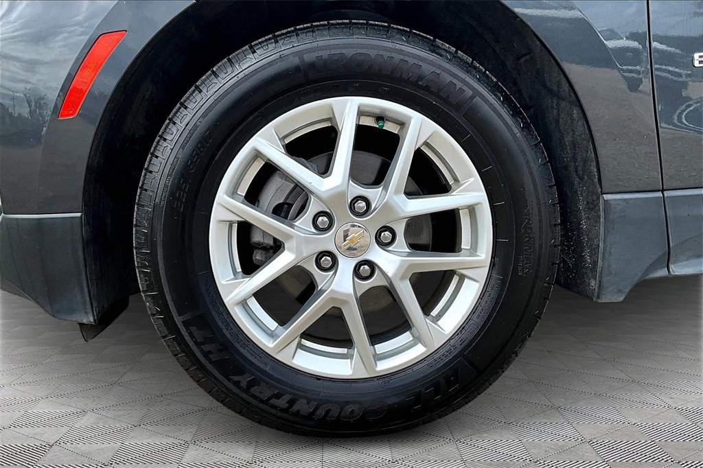 Used 2023 Chevrolet Equinox LT image 10