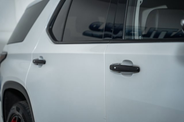 Used 2020 Chevrolet Traverse Premier w/ Redline Edition image 18