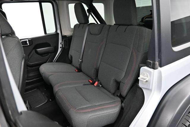 Used 2024 Jeep Wrangler Unlimited Rubicon AWD/4WD image 27