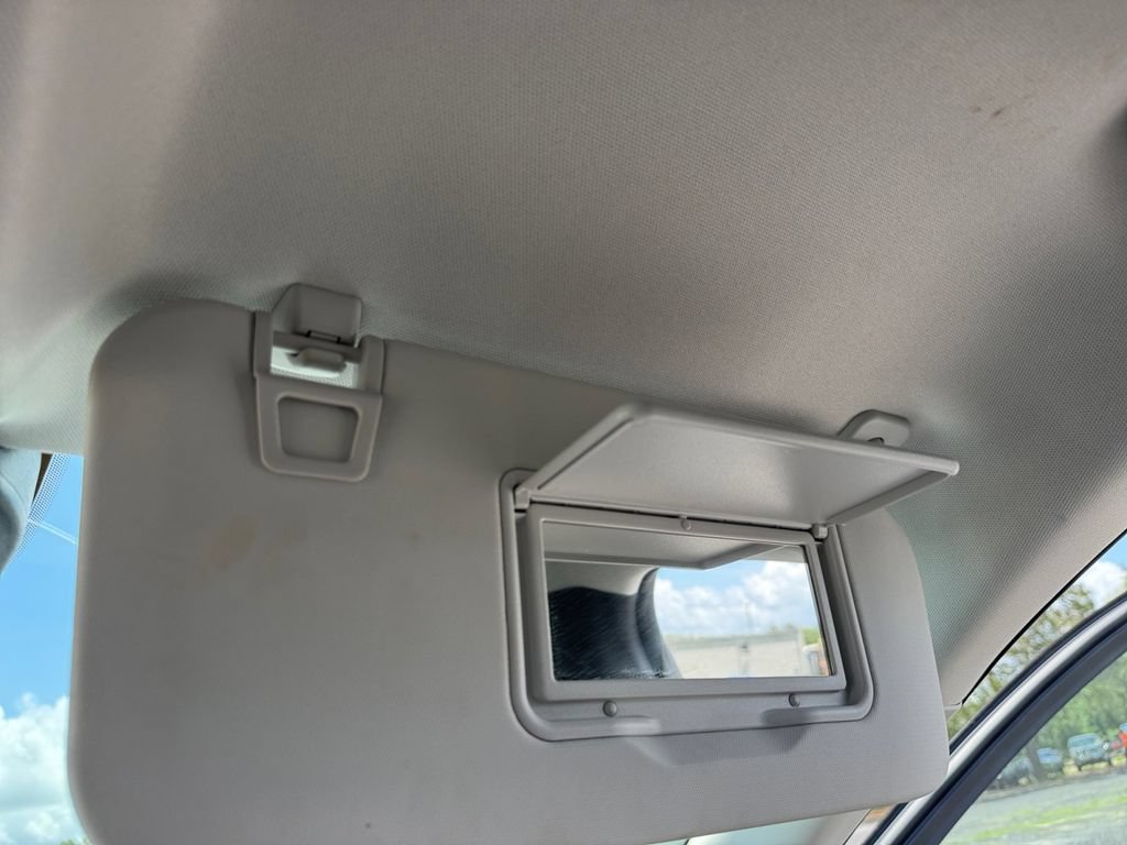 Certified 2025 Ford Escape Active AWD/4WD image 36