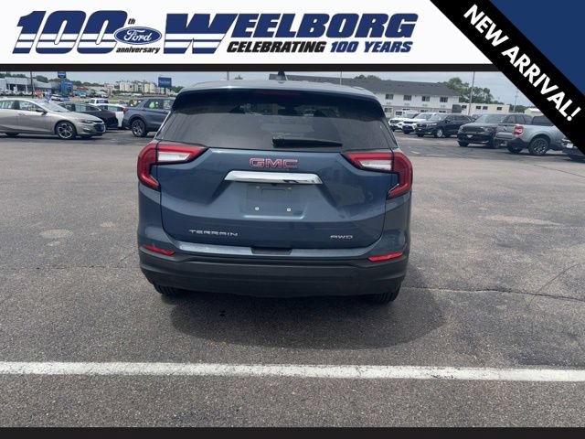 Used 2024 GMC Terrain SLE AWD/4WD image 5