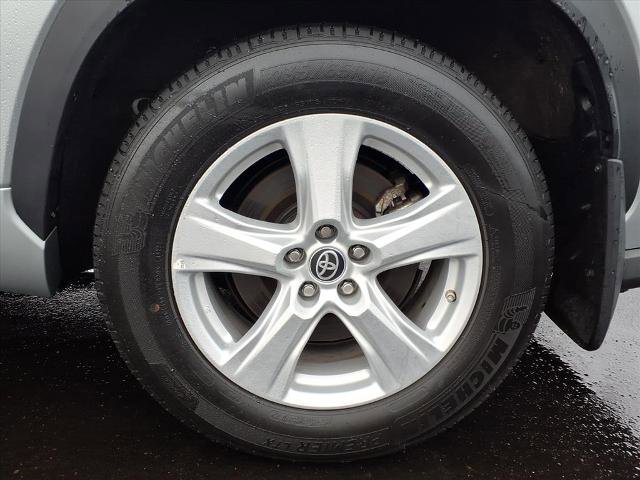 Used 2023 Toyota Highlander LE image 24