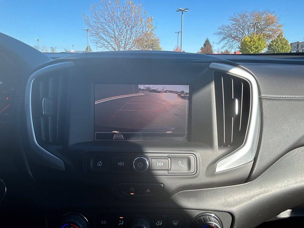 Used 2022 GMC Terrain SLE w/ Driver Convenience Package AWD/4WD image 21