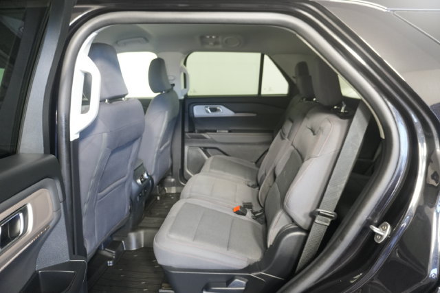 Certified 2025 Ford Explorer Active AWD/4WD image 26