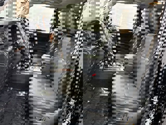 Used 2024 Toyota 4Runner SR5 Premium image 3