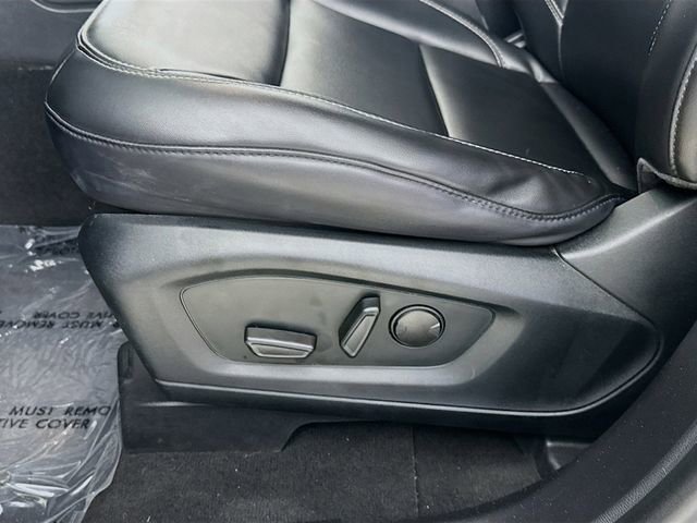 Certified 2022 Ford Explorer XLT w/ Equipment Group 202A image 19