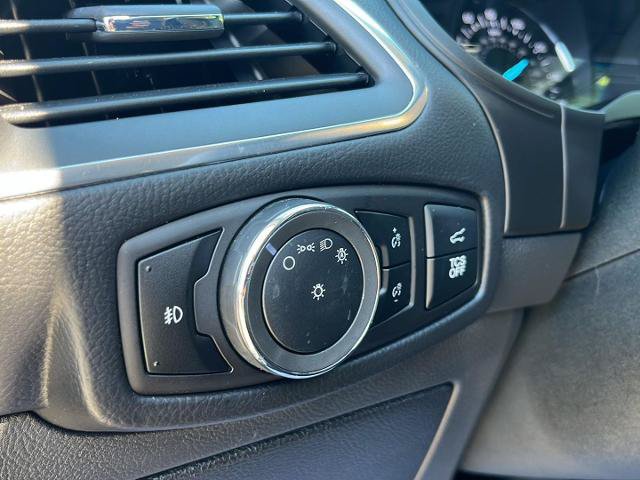Certified 2024 Ford Edge Titanium AWD/4WD image 17