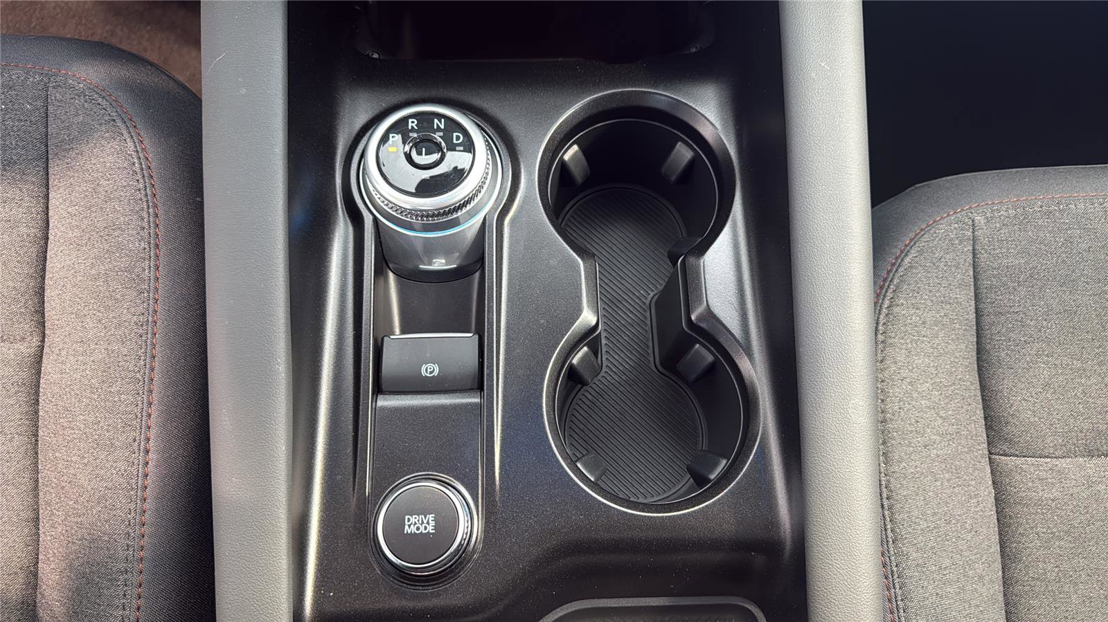 Certified 2025 Ford Explorer Active image 21